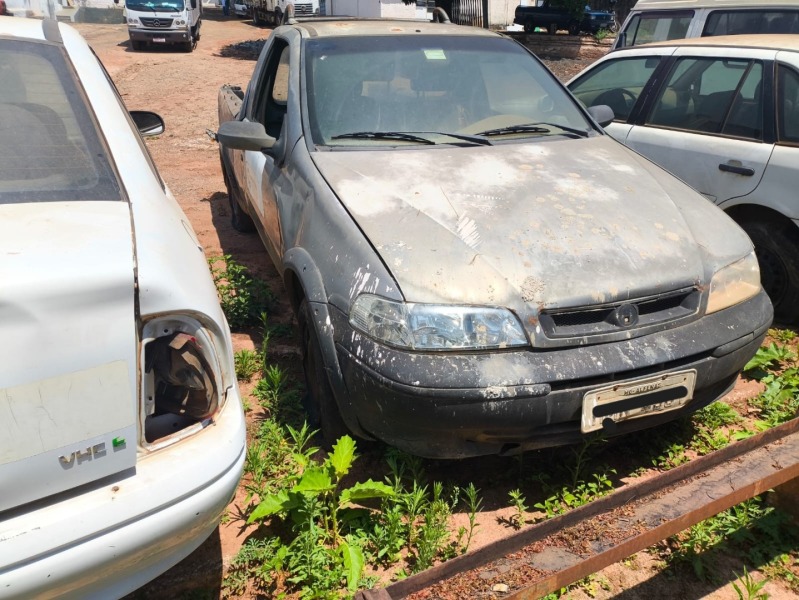 FIAT/STRADA FIRE - leilão extrajudicial - Não informado BR - lance mínimo R$ 500