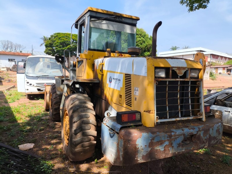 PÁ CARREGADEIRA MODELO MX93711, MARCA MAXXOR, COR AMARELO - leilão extrajudicial - Não informado BR - lance mínimo R$ 59.000