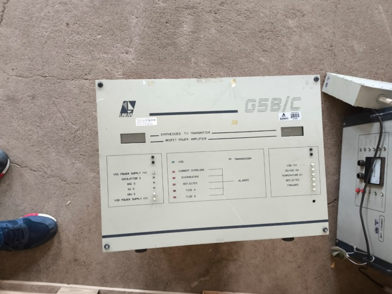 SINTETIZADOR DE TV E TRANSMISSOR, MOSFET POWER AMPLIFIER, MODELO G5B/C, MARCA LINEAR - leilão extrajudicial - Não informado BR - lance mínimo R$ 100