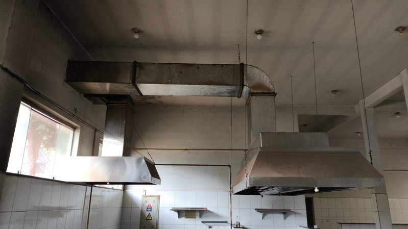 COIFA INOX MEDINDO 4800 X 1500 X 500 - leilão extrajudicial - Não informado BR - lance mínimo R$ 900