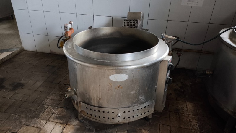 CALDEIRÃO DE ALUMINIO A GÁS, TOTALIZANDO 03 (TRÊS) - leilão extrajudicial - Não informado BR - lance mínimo R$ 1.000