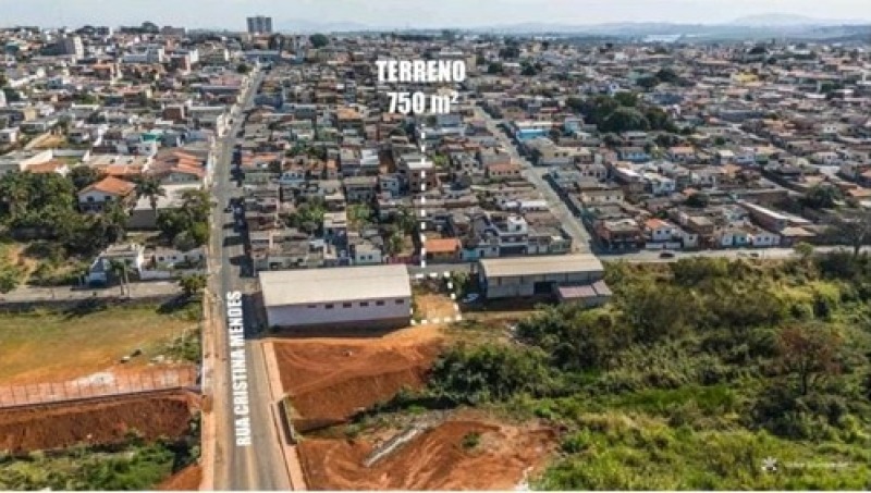 Terreno urbano · Lote 003