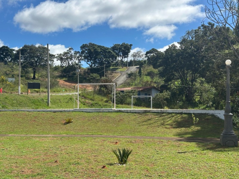 Terreno (foto 3 de 8)