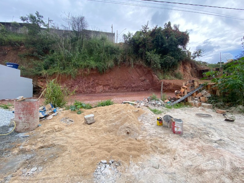 Terreno no Novo Horizonte (foto 2 de 6)