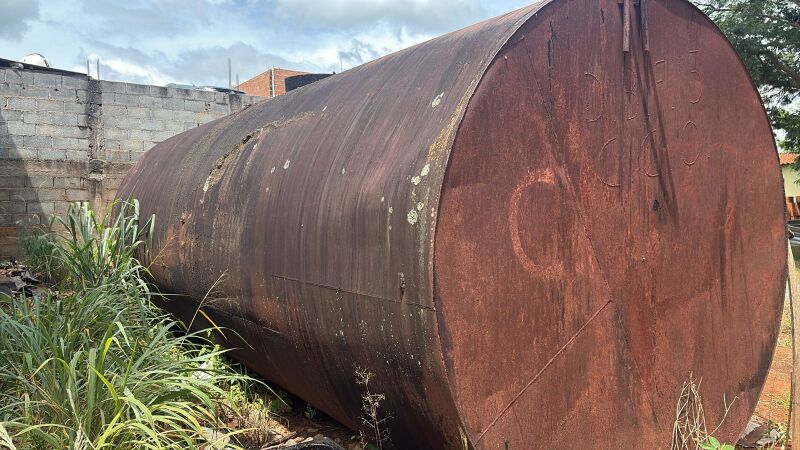 Foto 2: Sucata de Tanque de Armazenar Combustível
